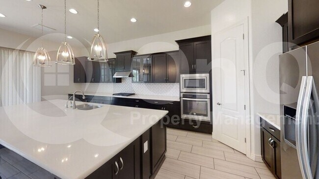 Foto del edificio - 1455 E Lexington Ave