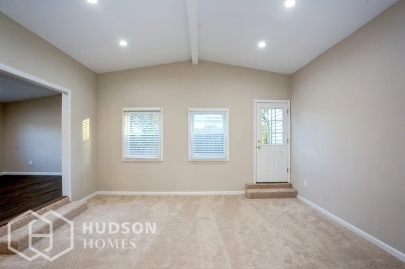 Building Photo - 42 College Hills Dr