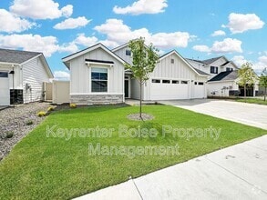 Building Photo - 11253 W Langit St