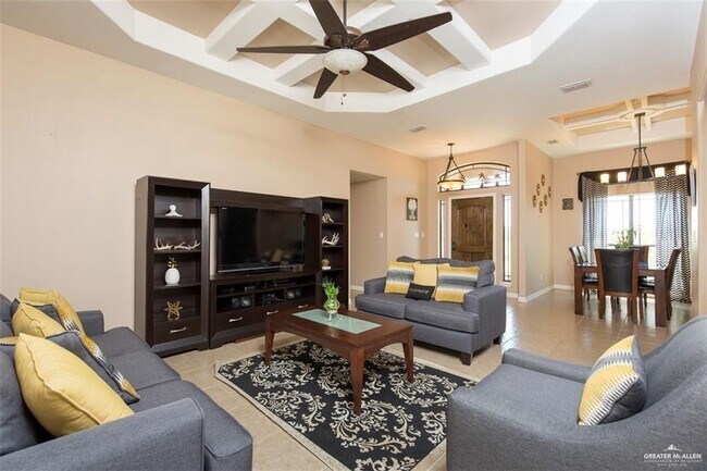 Foto del edificio - 4819 Western Rd