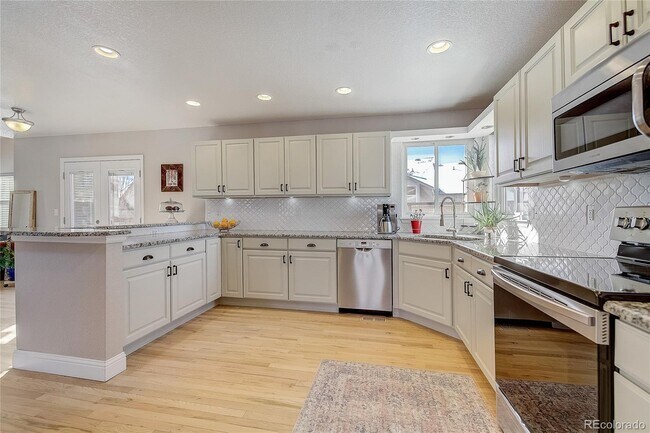 Building Photo - 1714 Foxfield Dr