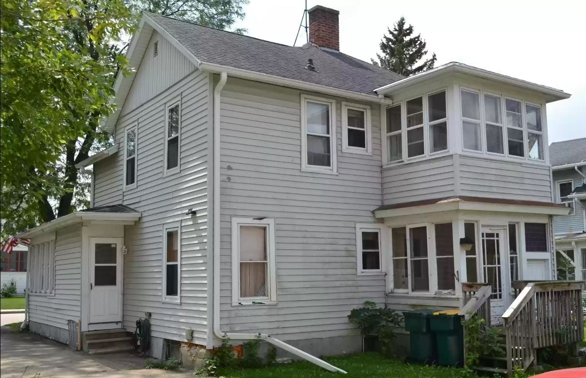 Building Photo - 430 E Franklin St