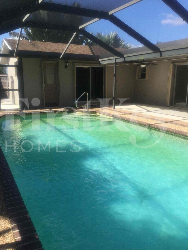 Foto del edificio - 19742 Carolina Cir