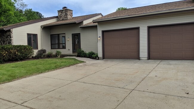 2-Car Garage - 8415 Mid Town Rd