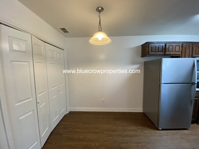 Foto del edificio - 2110 Stone Moss Ln