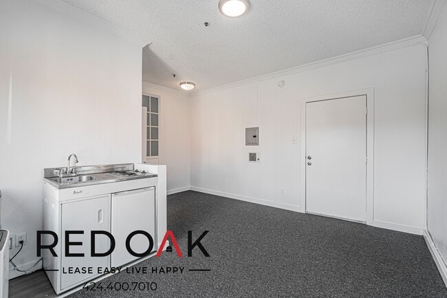 Building Photo - 224 N Maryland Ave