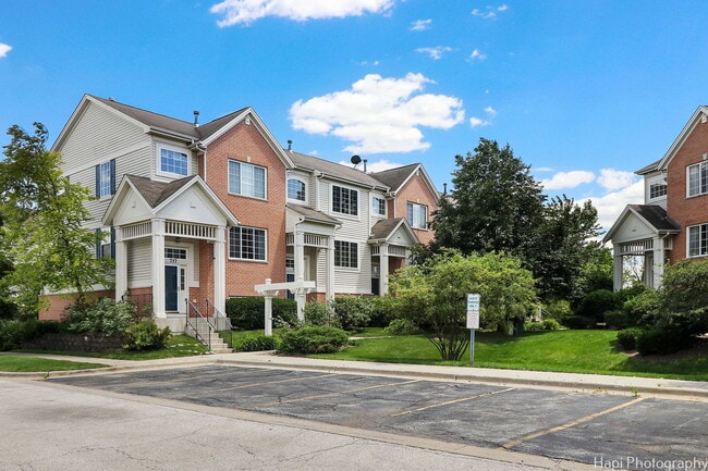 Building Photo - 719 Hanbury Dr