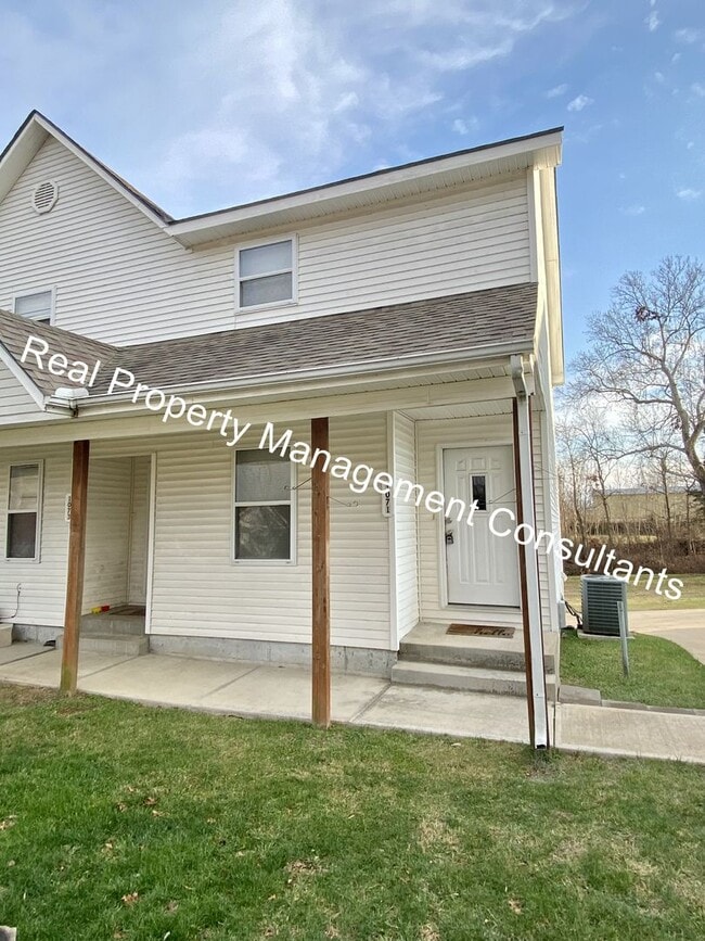 Building Photo - 1071-1073 Krysti Ln
