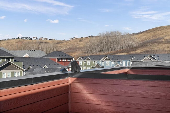 Building Photo - 975 Cranston Ave SE