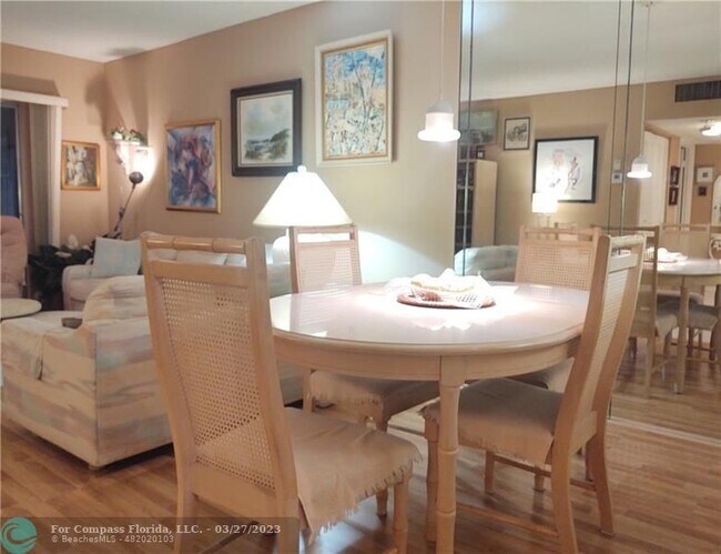 Foto del edificio - 5003 NW 35th St