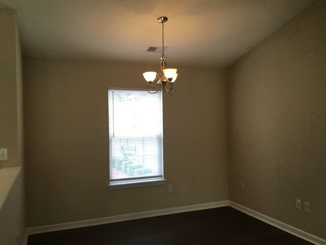 Building Photo - 3400 Arbor Pointe Drive