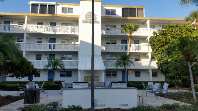 Building Photo - 17105 Gulf Blvd