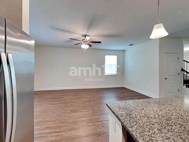 Building Photo - 2951 Hill Valley Ln