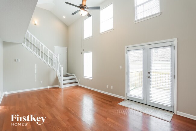 Building Photo - 1529 Edgemoor Ln