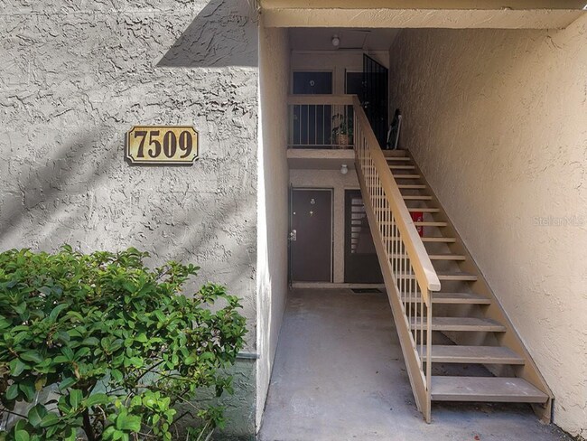 Building Photo - 7509 Presley Pl