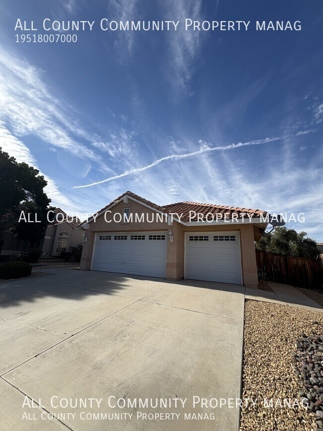 Foto del edificio - 13238 Blue Mesa Ct