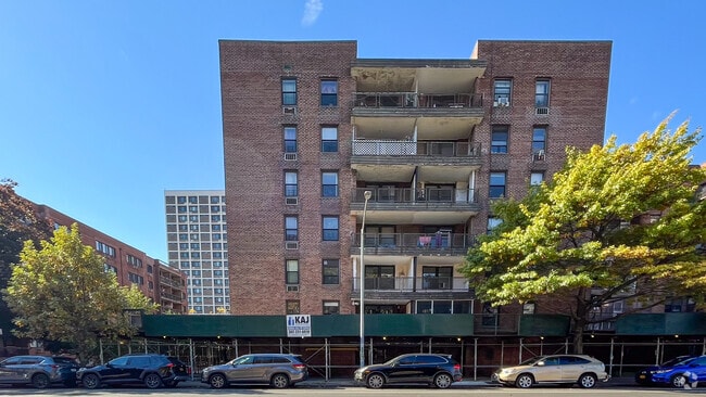 Building Photo - 13870 Elder Ave