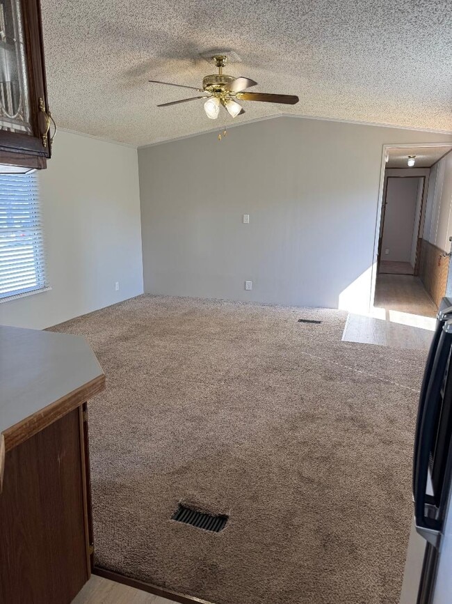 Building Photo - 1311 Melinda Dr