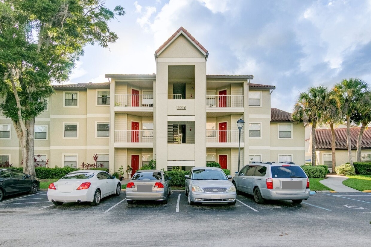 Primary Photo - Charming 2bed / 2bath Condo for Rent at Bl...