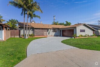 Building Photo - 2518 Fordham Dr