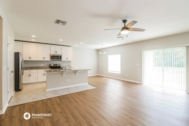 Building Photo - 12127 Criollo Rd