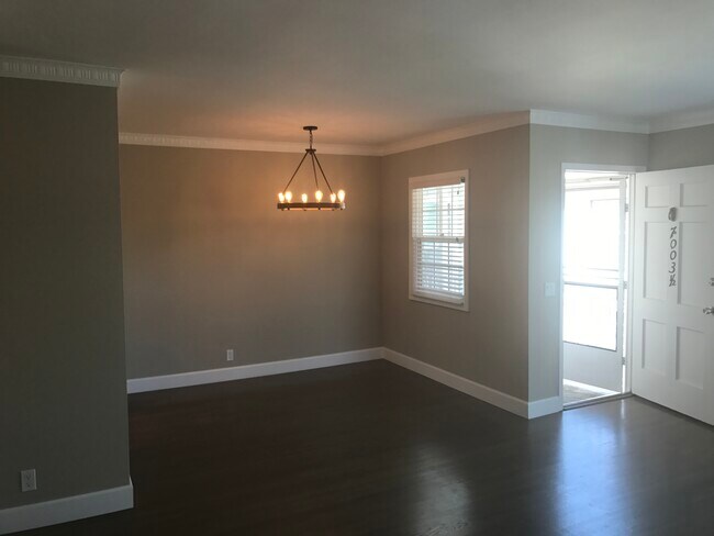 Building Photo - 7001 Kittyhawk Ave