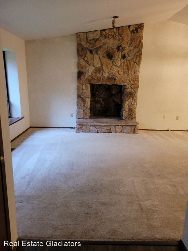 Foto del edificio - 3 br, 3 bath House - 12008 29th Ave SE