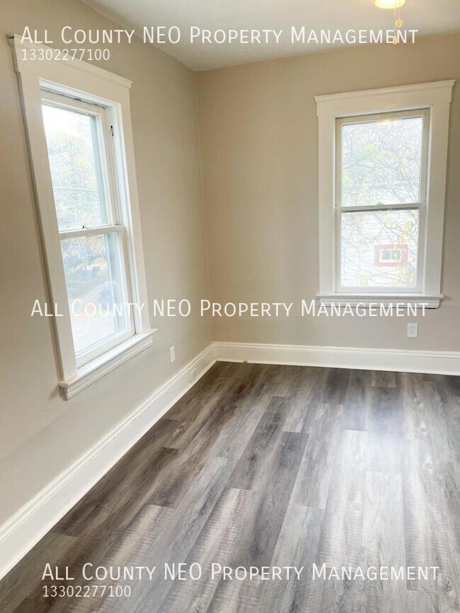 Building Photo - 12521 Plover St