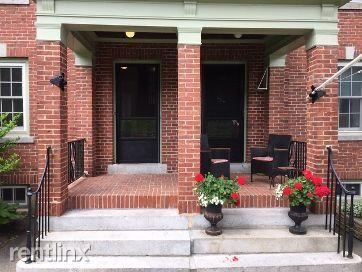 Primary Photo - 2 br, 1.5 bath Condo - 114 Hollis St