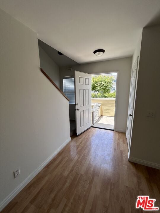 Building Photo - 2800 Plaza del Amo