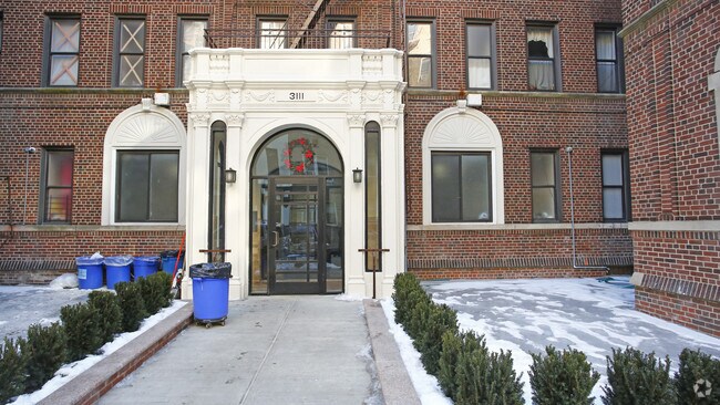 Foto del edificio - 3111 Brighton 7Th St