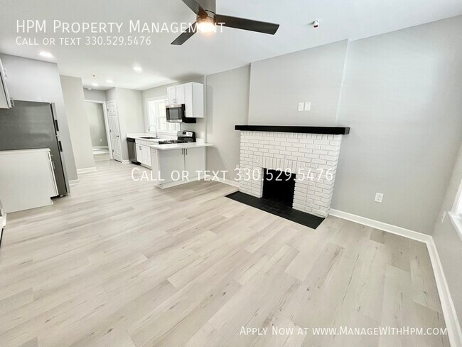 Building Photo - Nighttown Apartments
