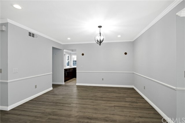 Building Photo - 9342 Tudor Ln