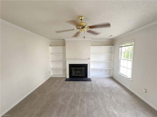 Foto del edificio - 119 Edgedale Ct