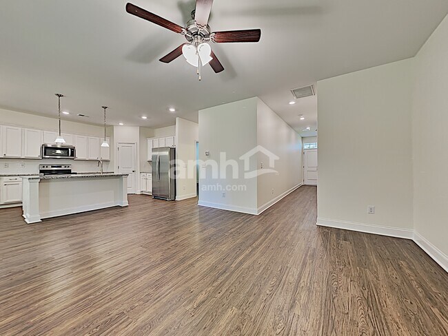 Building Photo - 136 Sweet Gum Dr