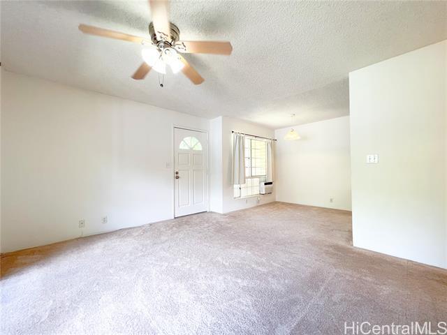 Foto del edificio - 625 Mananai Pl