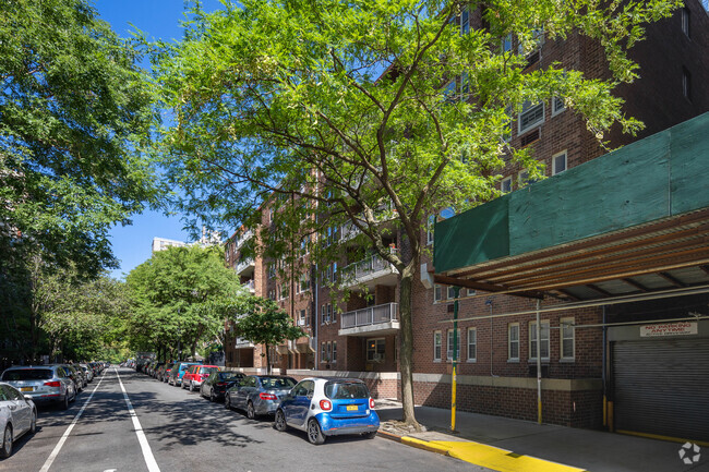 Building Photo - 5 West 91st Street