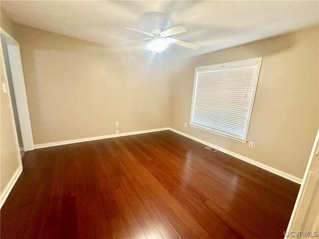 Building Photo - 11925 Warfield Ridge Dr
