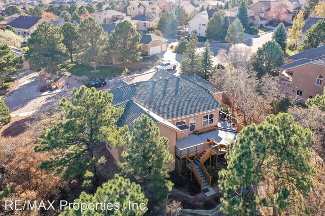 Foto del edificio - 4 br, 3 bath House - 1660 Colgate Dr.