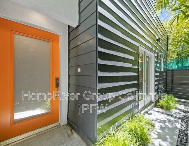 Foto del edificio - 11586 Gallery Ln