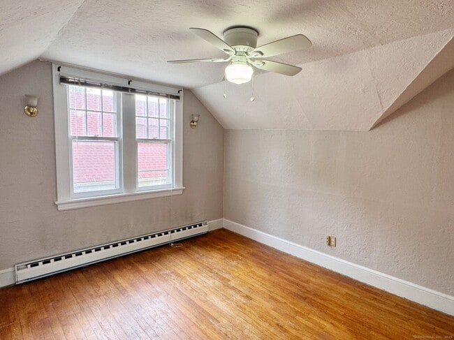 Building Photo - 384 Brightwood Ave