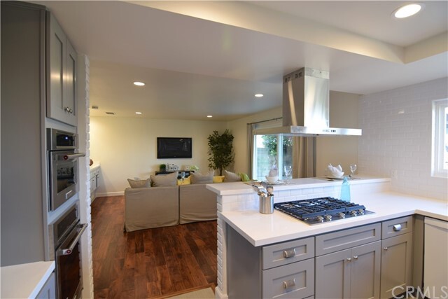 Building Photo - 3009 Oakwood Ln