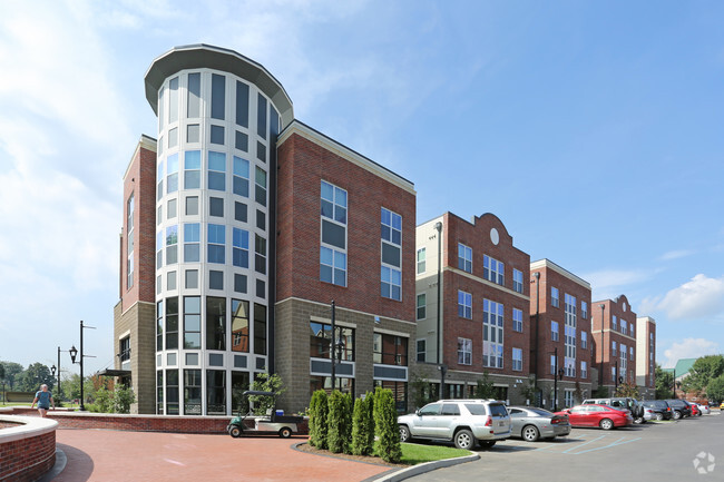 Front - University Pointe