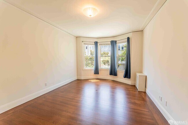 Foto del edificio - 3440 Pierce St
