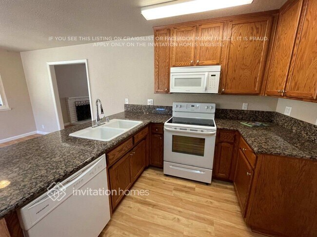 Building Photo - 2331 Quail Ct
