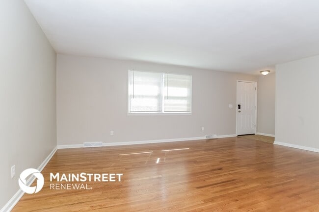 Foto del edificio - 9418 Kessler Ln