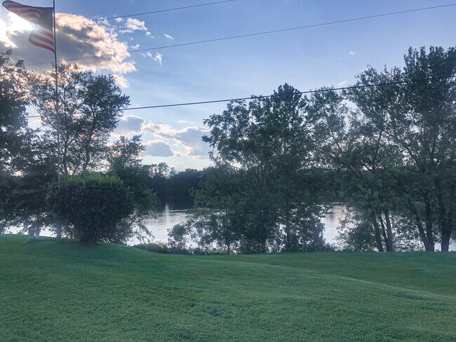 Vista al río - 540 Stewart Rd