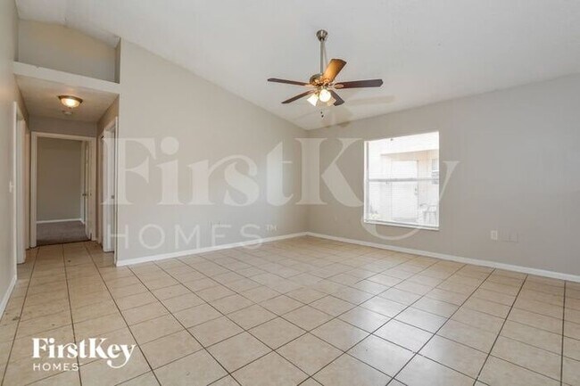 Foto del edificio - 7431 Little Pond Court