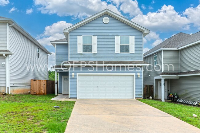 Foto del edificio - AVAILABLE JULY 2026... 4/2.5 TWO-STORY OPEN CONCEPT!