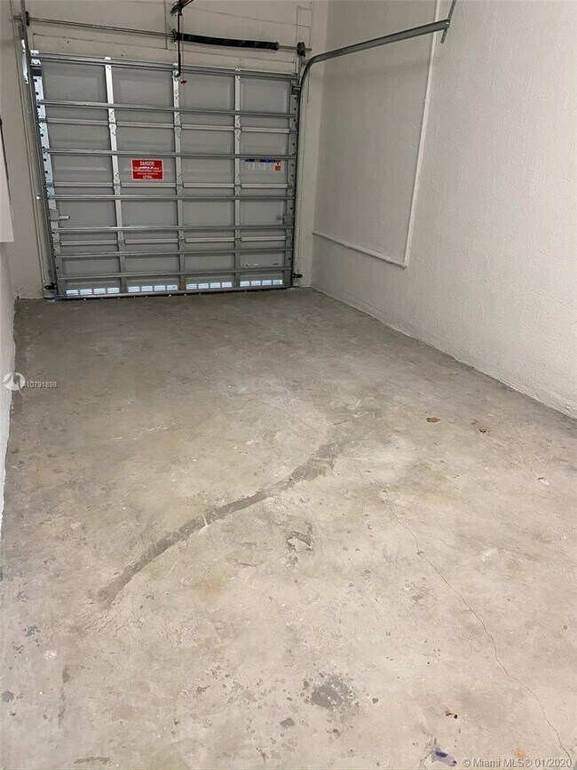 Building Photo - 4720 CASPIAN Way